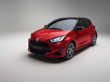 Auto: Toyota Yaris Hybrid 