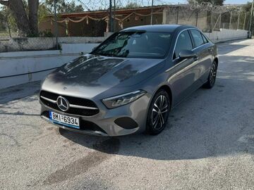Auto: Mercedes Benz A180 Sedan Diesel
