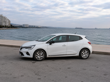 Cars: Renault Clio