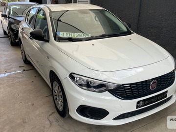 Cars: Fiat Tipo Hatchback