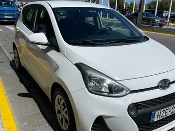 Cars: Hyundai i10