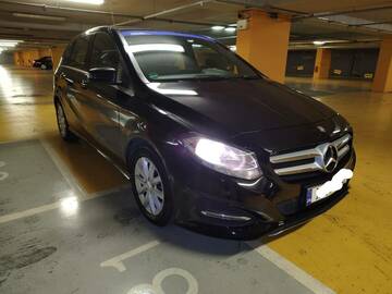 Cars: Mercedes B class 180