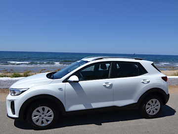 Cars: KIA STONIC full ins.