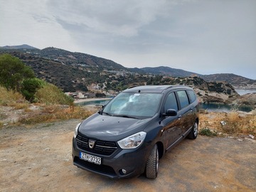 Cars: Dacia Lodgy 7 Seats