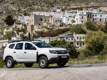 Cars: Dacia Duster