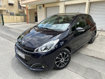 Auto: Peugeot 208 