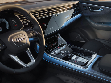 Cars: Audi Q7