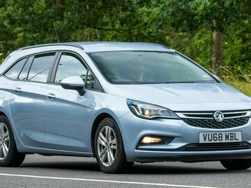 Cars: Opel Astra station